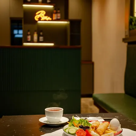 Fly Point Airport 3*