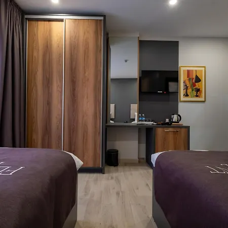 호텔 Fly Point Airport 3*