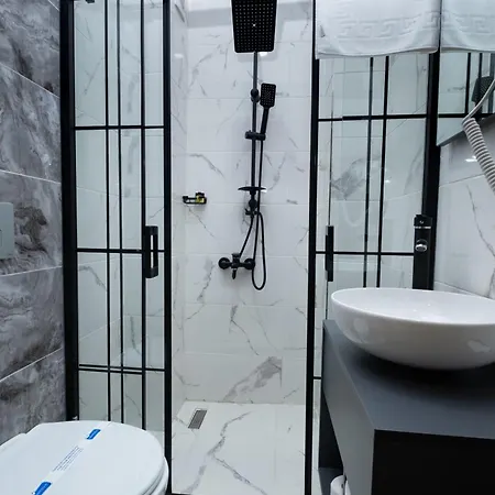 Fly Point Airport 3* Arnavutkoy